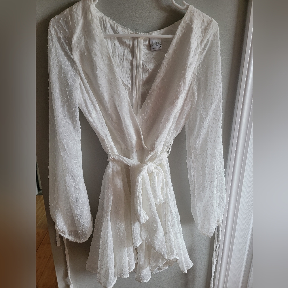 Selfie Leslie Dress